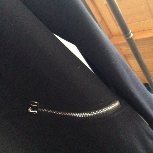 Blazer with Zipper Detail - Picture 5 of 5